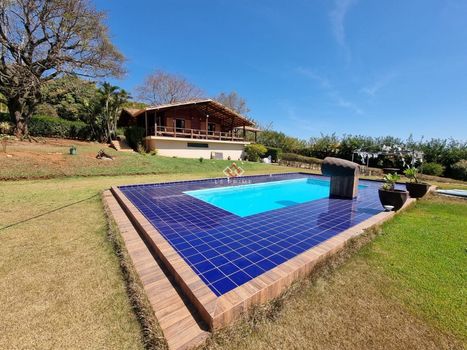 Foto 1 do(a) Fazenda / Sítio / Chácara de 7 quartos à venda em Vale dos Sonhos, Lagoa Santa