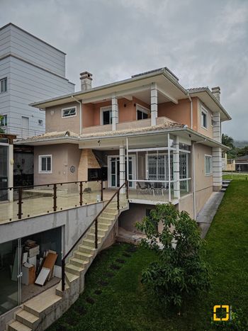 Foto 4 do(a) Casa em Condomínio de 4 quartos à venda em Córrego Grande, Florianópolis