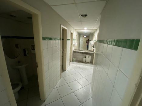 Foto 36 do(a) Edifício Inteiro false para alugar em Centro, Florianópolis