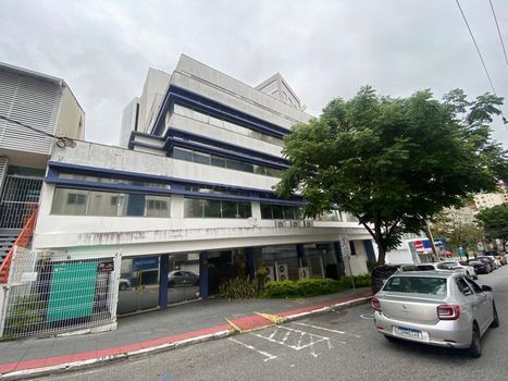 Foto 2 do(a) Edifício Inteiro false para alugar em Centro, Florianópolis
