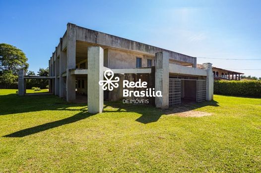 Foto 33 do(a) Casa de 5 quartos à venda em Setor de Habitações Individuais Sul, Brasília