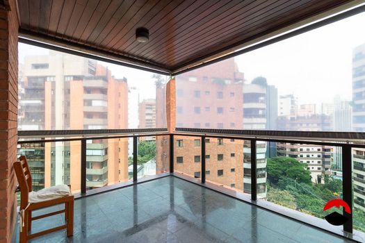 Foto 9 do(a) Apartamento de 3 quartos à venda em Moema, São Paulo