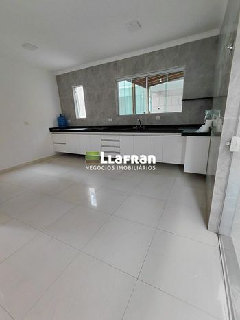 Foto 4 do(a) Casa de 5 quartos à venda em Parque Monte Alegre, Taboão da Serra