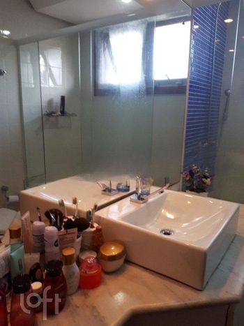 Foto 26 do(a) Apartamento de 3 quartos à venda em Jardim Lindóia, Porto Alegre