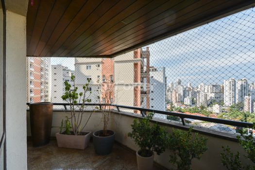 Foto 10 do(a) Apartamento de 4 quartos à venda em Pacaembu, São Paulo