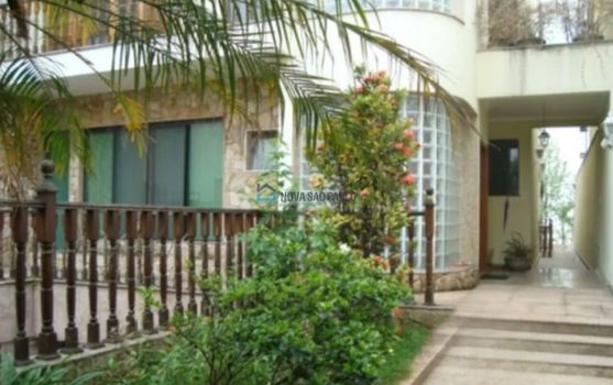Foto 29 do(a) Casa de 4 quartos à venda em Vila Bertioga, São Paulo