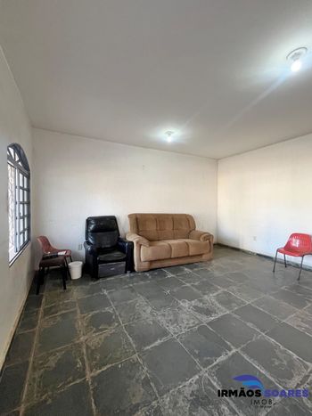 Foto 2 do(a) Casa de 4 quartos à venda em Taguatinga Norte (Taguatinga), Brasília