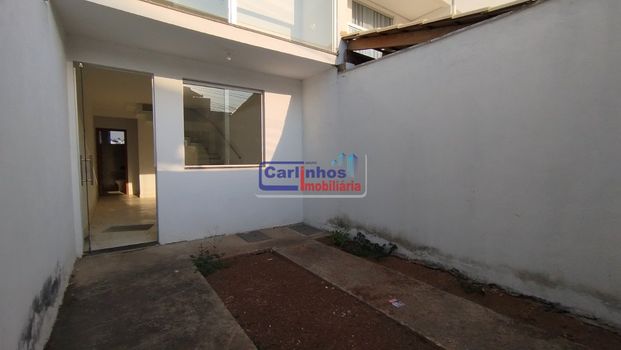 Foto 1 do(a) Casa de 2 quartos à venda em Senhora das Graças, Betim