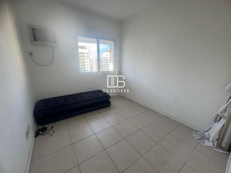 Foto 5 do(a) Apartamento de 3 quartos à venda em Jacarepaguá, Rio de Janeiro