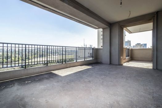 Foto 2 do(a) Apartamento de 3 quartos à venda em Jardim Europa, São Paulo