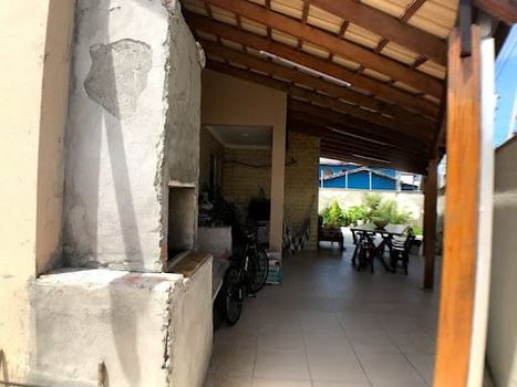 Foto 11 do(a) Casa de 3 quartos à venda em Praia das Palmeiras, Caraguatatuba
