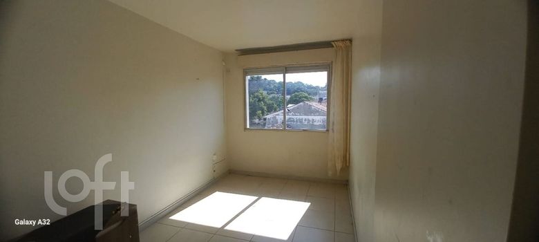 Foto 3 do(a) Apartamento de 2 quartos à venda em Medianeira, Porto Alegre