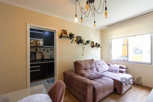 Foto 3 do(a) Flat de 3 quartos à venda em Vila Nova, Porto Alegre