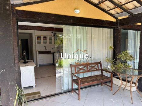 Foto 1 do(a) Apartamento de 2 quartos para alugar em null, Armação dos Búzios