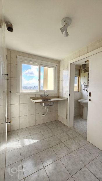 Foto 23 do(a) Apartamento de 3 quartos à venda em Chácara das Pedras, Porto Alegre
