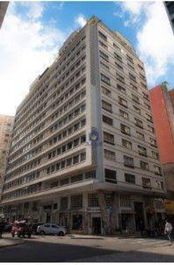 Foto 2 do(a) Apartamento de 3 quartos à venda em Centro, Curitiba