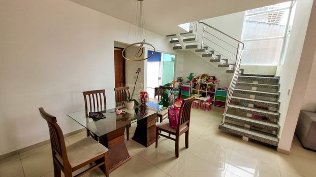 Foto 4 do(a) Casa em Condomínio de 4 quartos à venda em Antares, Maceió