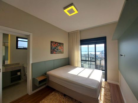 Foto 32 do(a) Apartamento de 2 quartos para alugar em Centro, Florianópolis