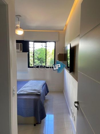 Foto 9 do(a) Apartamento de 2 quartos à venda em Barra da Tijuca, Rio de Janeiro