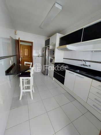 Foto 16 do(a) Apartamento de 2 quartos à venda em Jardim Itu, Porto Alegre