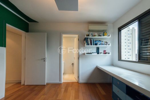Foto 34 do(a) Cobertura de 3 quartos à venda em Moema, São Paulo