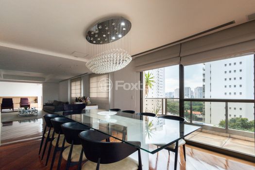 Foto 4 do(a) Cobertura de 3 quartos à venda em Moema, São Paulo