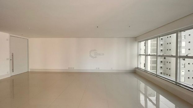 Foto 4 do(a) Apartamento de 3 quartos à venda em Gleba Fazenda Palhano, Londrina