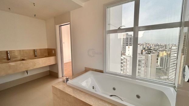 Foto 13 do(a) Apartamento de 3 quartos à venda em Gleba Fazenda Palhano, Londrina