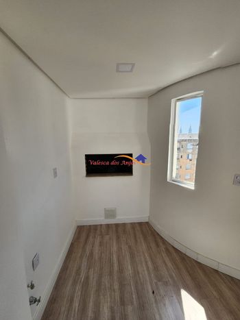 Foto 9 do(a) Apartamento de 3 quartos à venda em Centro Histórico, Porto Alegre