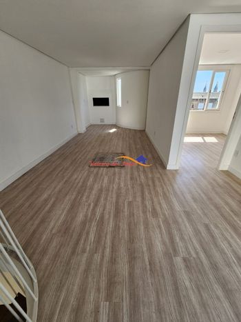 Foto 2 do(a) Apartamento de 3 quartos à venda em Centro Histórico, Porto Alegre