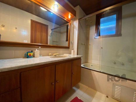 Foto 16 do(a) Flat de 3 quartos à venda em Menino Deus, Porto Alegre