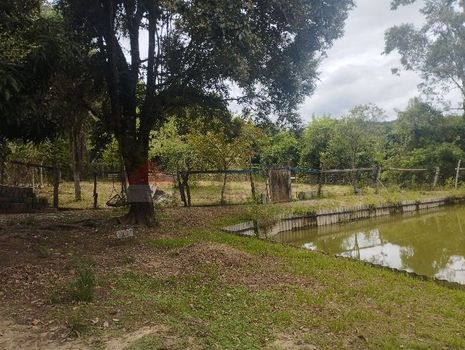 Foto 40 do(a) Fazenda / Sítio / Chácara de 2 quartos à venda em null, Salto de Pirapora