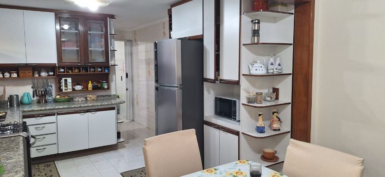 Foto 2 do(a) Casa de 3 quartos à venda em Cidade das Flores, Osasco