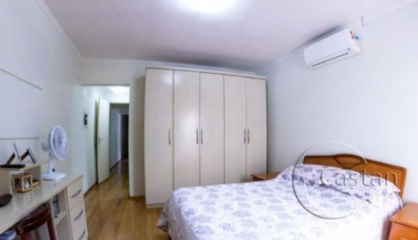 Foto 21 do(a) Casa de 3 quartos à venda em Jardim Avelino, São Paulo