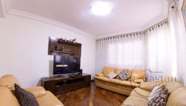 Foto 2 do(a) Casa de 3 quartos à venda em Jardim Avelino, São Paulo