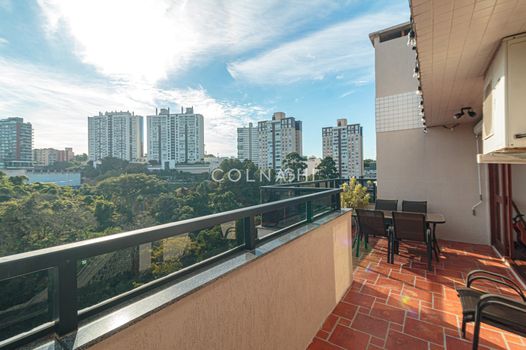 Foto 33 do(a) Cobertura de 2 quartos à venda em Petrópolis, Porto Alegre