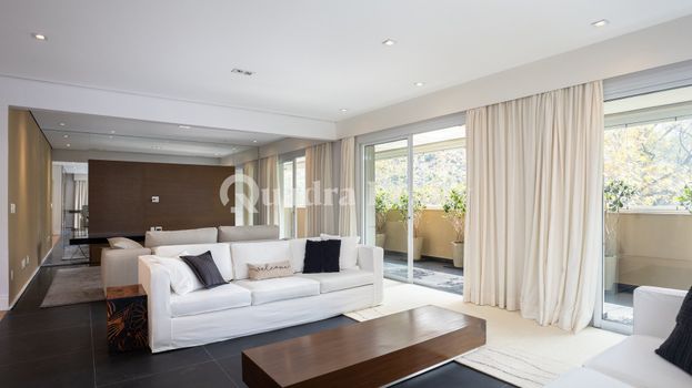 Foto 2 do(a) Apartamento de 4 quartos para alugar em Vila Nova Conceição, São Paulo