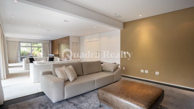 Foto 4 do(a) Apartamento de 4 quartos para alugar em Vila Nova Conceição, São Paulo