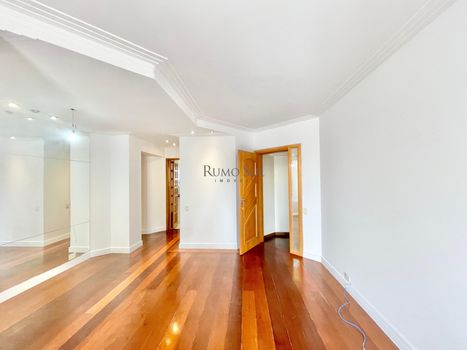 Foto 9 do(a) Apartamento de 3 quartos à venda em Jardim das Acácias, São Paulo