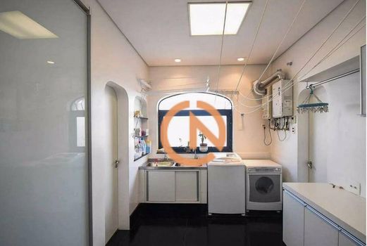 Foto 18 do(a) Apartamento de 5 quartos à venda em Santa Cecília, São Paulo