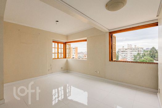 Foto 5 do(a) Apartamento de 3 quartos à venda em Jardim Botânico, Porto Alegre