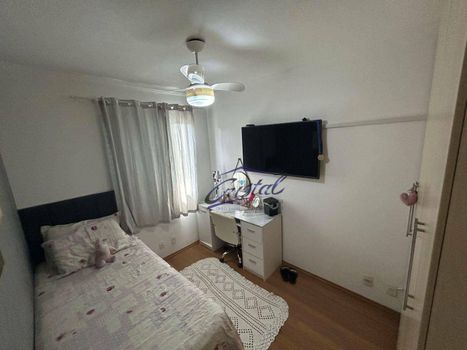 Foto 13 do(a) Casa de 3 quartos à venda em Jardim Rosa Maria, São Paulo