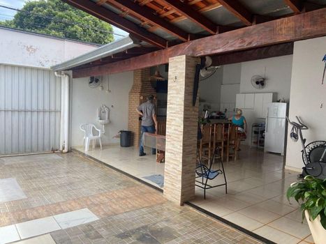 Foto 3 do(a) Casa de 3 quartos à venda em Alvorada, Araçatuba