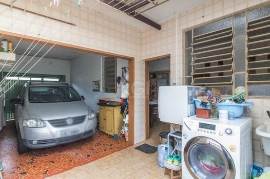 Foto 40 do(a) Casa de 3 quartos à venda em Jardim São Pedro, Porto Alegre