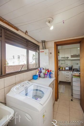 Foto 25 do(a) Apartamento de 3 quartos à venda em Rio Branco, Porto Alegre