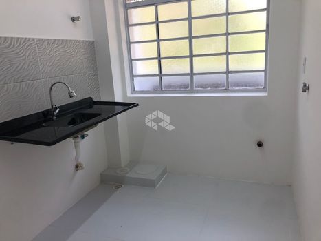 Foto 7 do(a) Apartamento de 1 quartos à venda em Santo Antônio, Porto Alegre