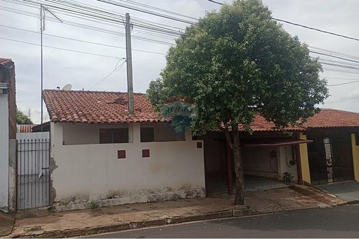 Foto 3 do(a) Casa de 2 quartos à venda em Jardim Santa Clara, Lins