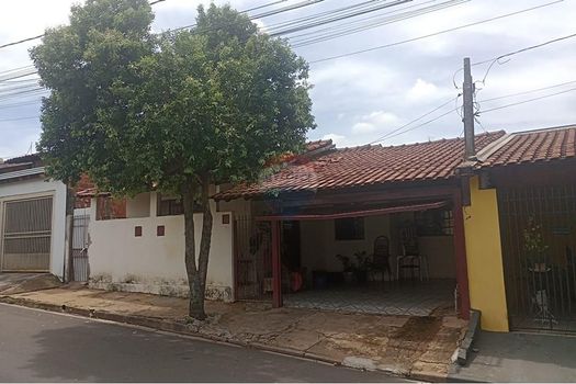 Foto 5 do(a) Casa de 2 quartos à venda em Jardim Santa Clara, Lins