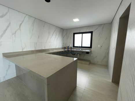 Foto 16 do(a) Casa em Condomínio de 4 quartos à venda em Nacional, Contagem