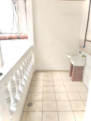 Foto 31 do(a) Casa de 4 quartos à venda em Parque Maria Helena, São Paulo